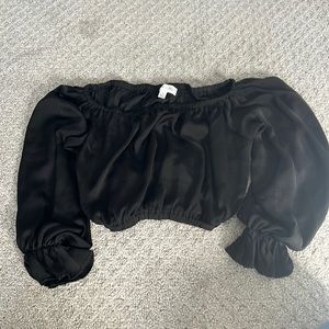 She&Sky Cropped Ballon Sleeve Blouse